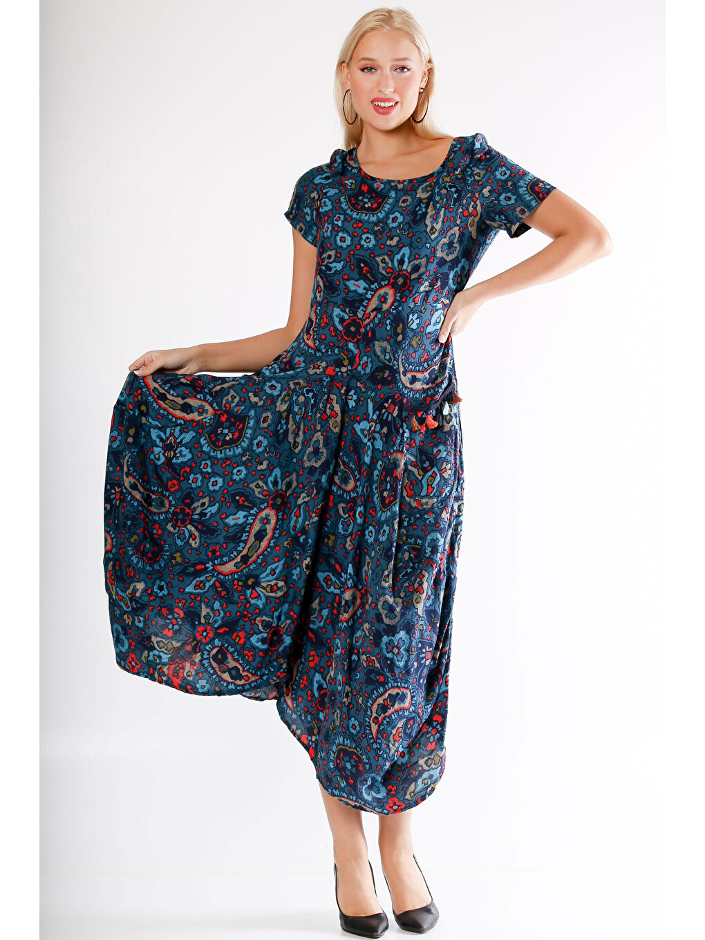 Pembe Mavi U Yaka Kısa Kol Şal Desenli Cepli Allover Baskılı Dokuma Elbise