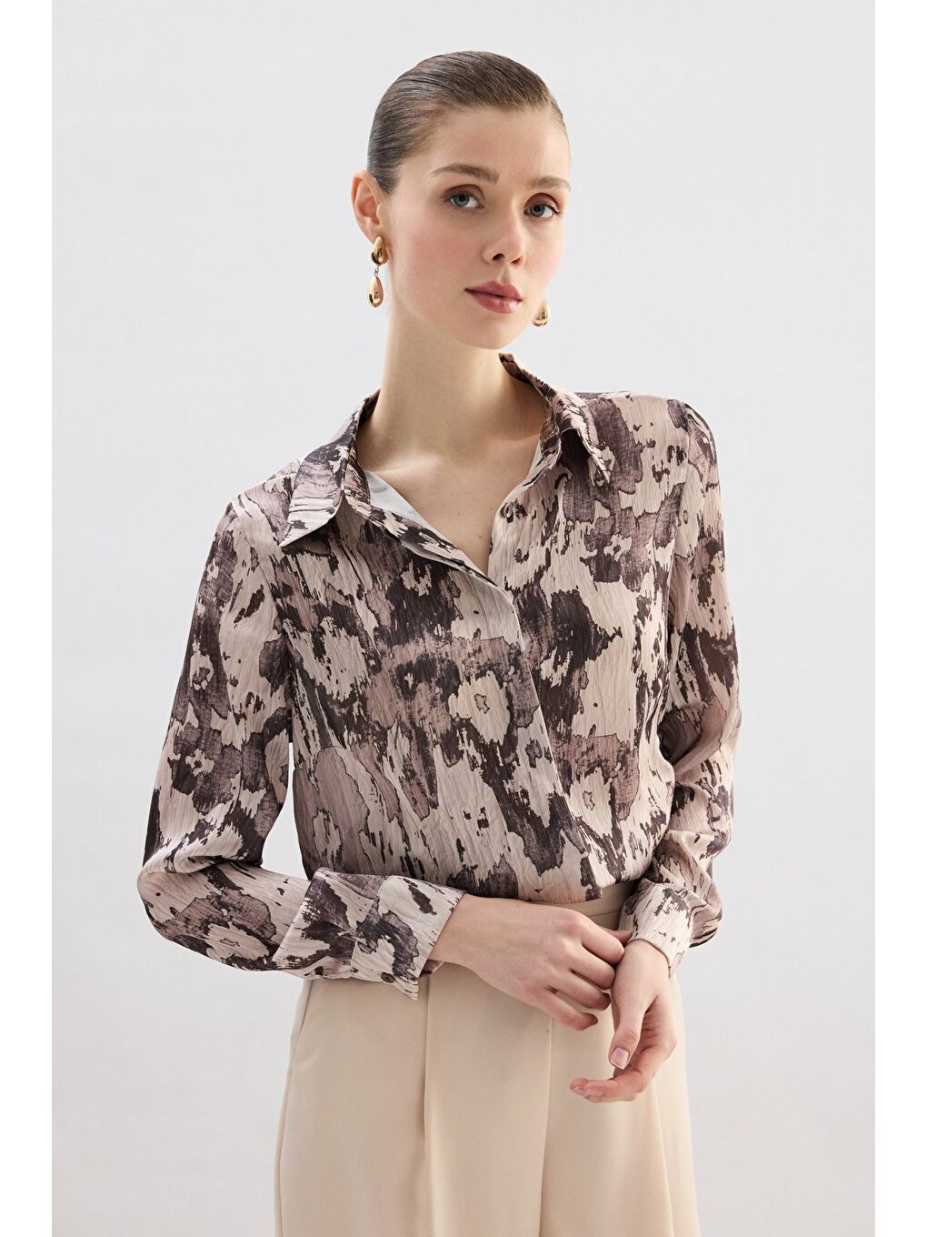 Kahverengi Desenli Düz Kesim Gömlek - Kahve-4