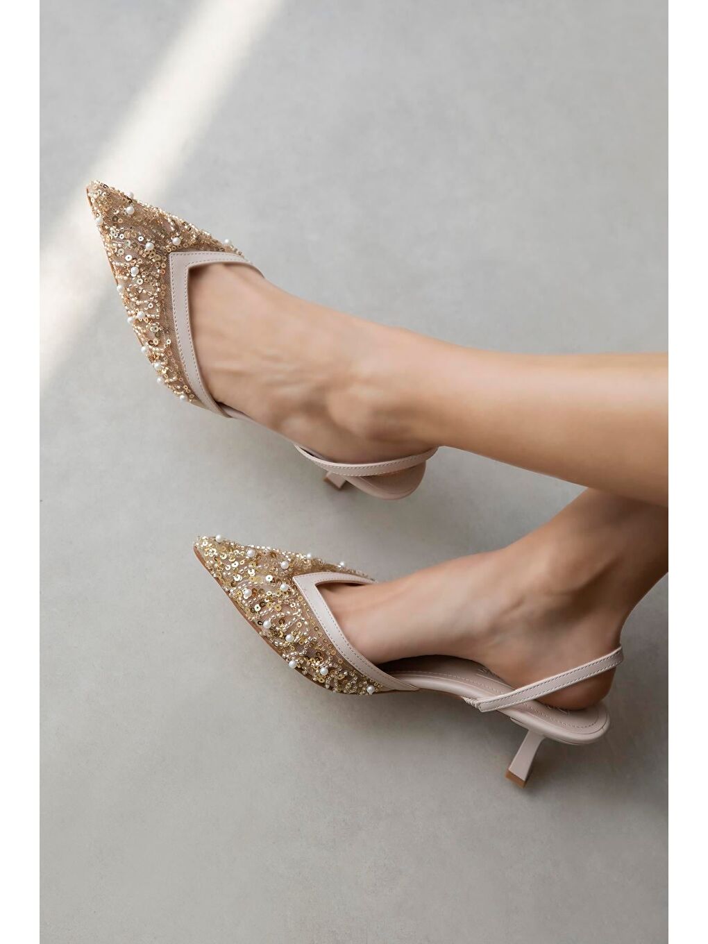 Harmony Kadın Pul Detay Topuklu Ayakkabı Bej