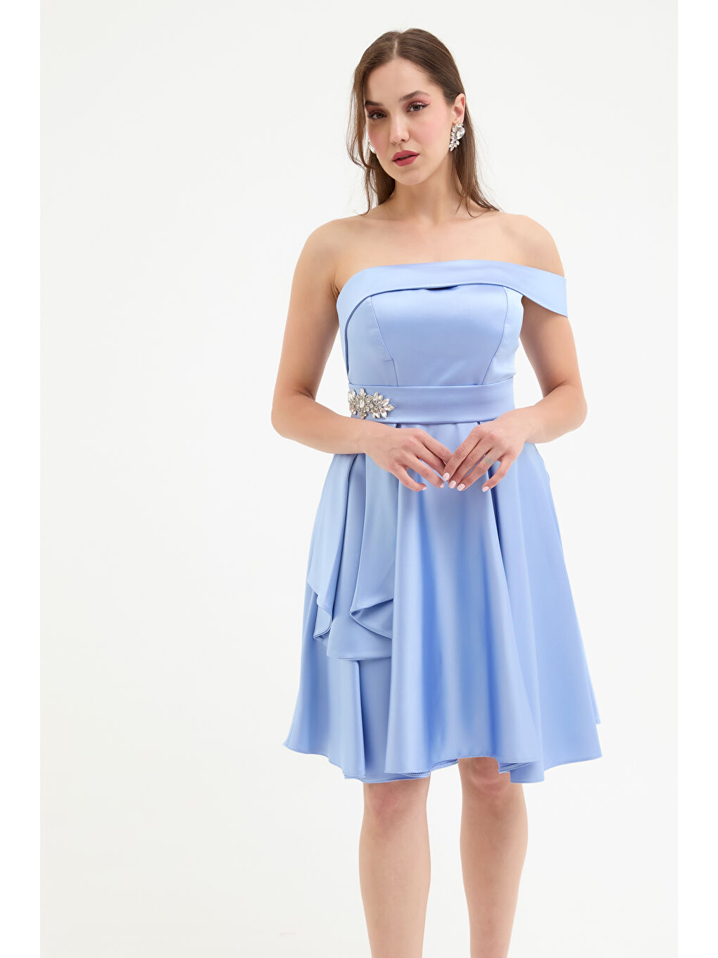 Kadın Bebe Mavi Taş Aksesuarlı Saten Mini Mezuniyet Abiye Elbise-2