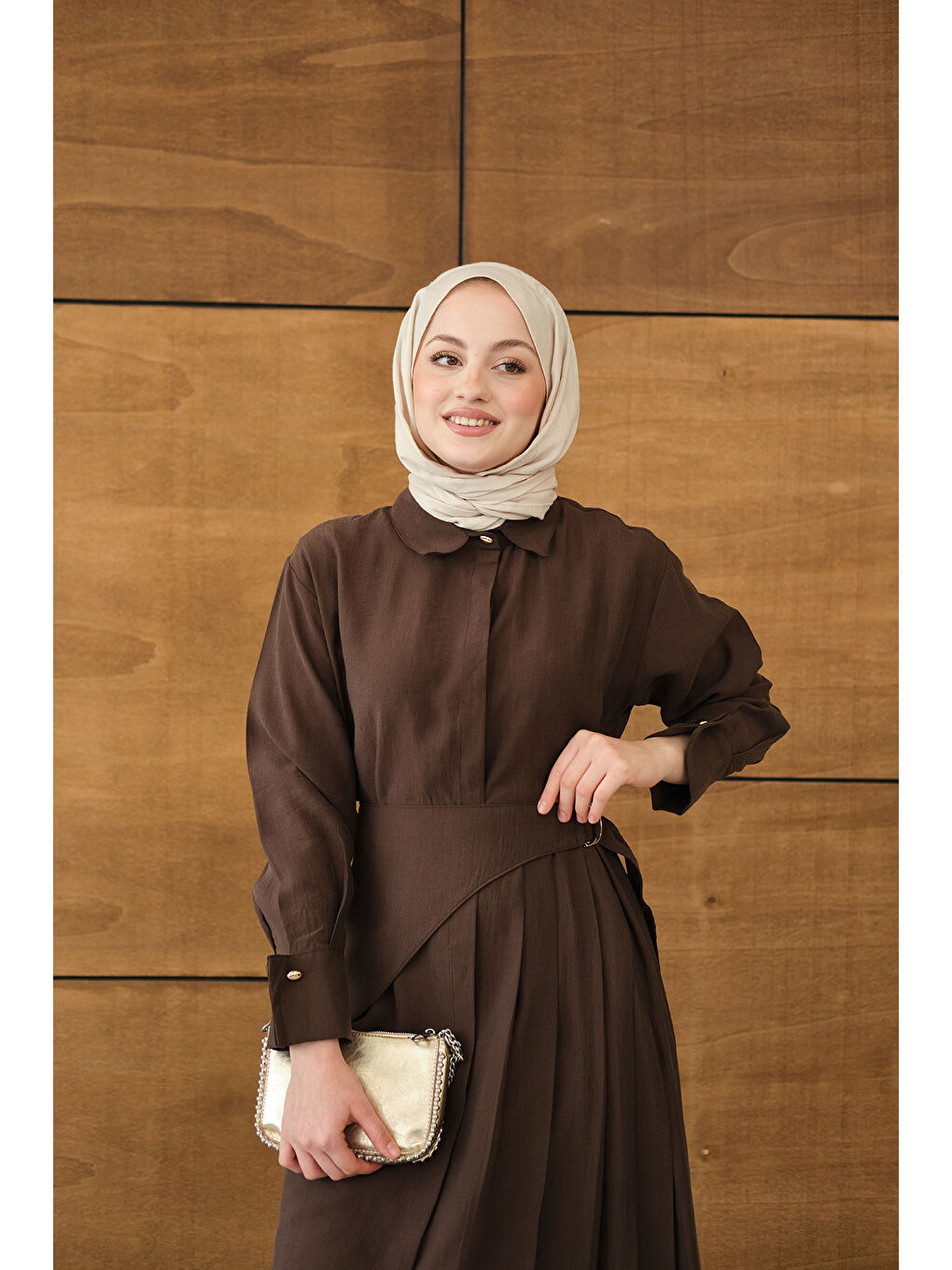 Kadın Pileli Kemer Bağlamalı Boydan Düğmeli Elbise Kahverengi-1