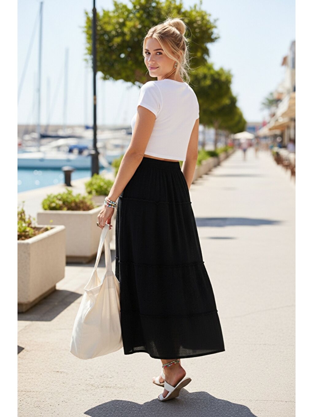 Siyah Eteği Fırfırlı Brodeli Lastikli Bel Casual Müslin Uzun Dokuma Etek 92 65-2