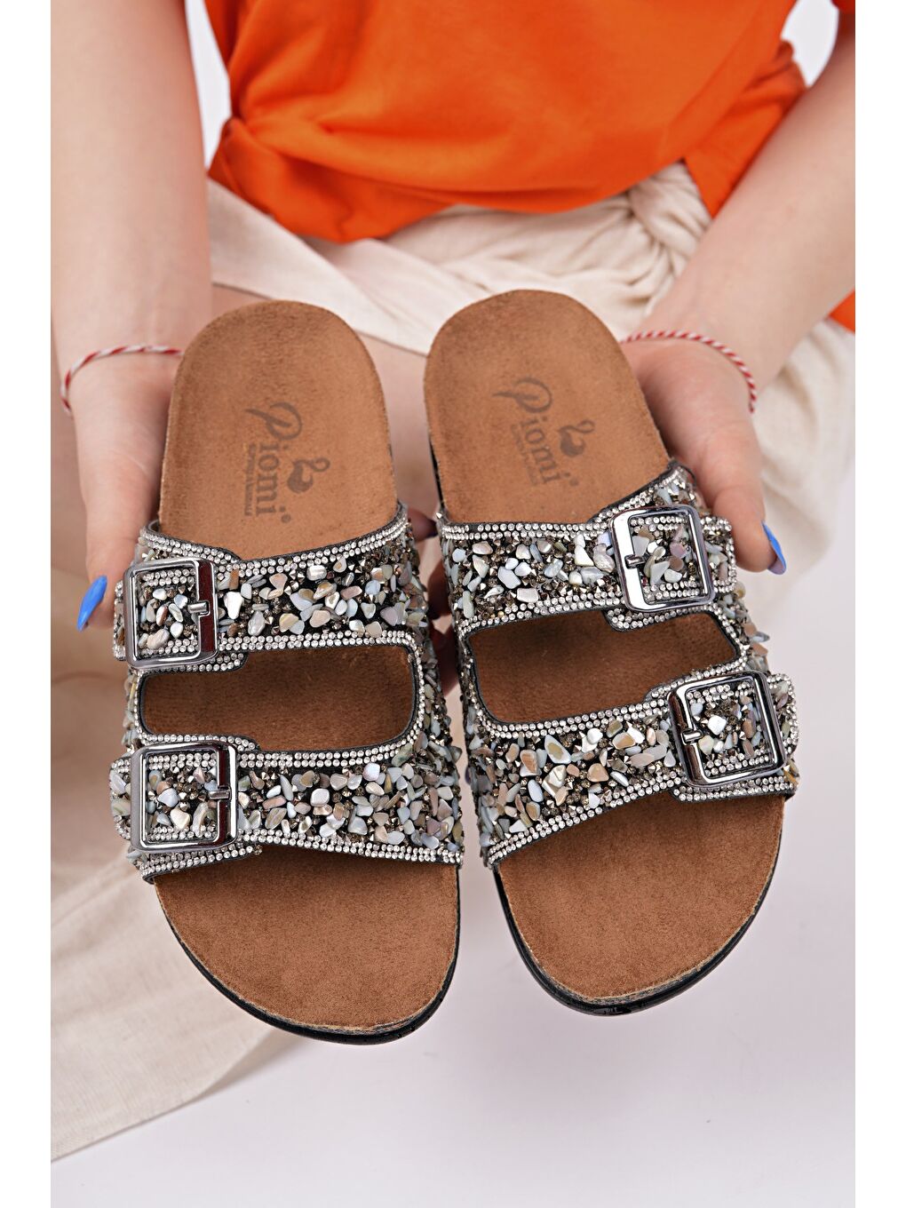 Gri CRACOW Çift Bantlı Taşlı Ayarlanabilir Kemerli Günlük Kadın Terlik-6