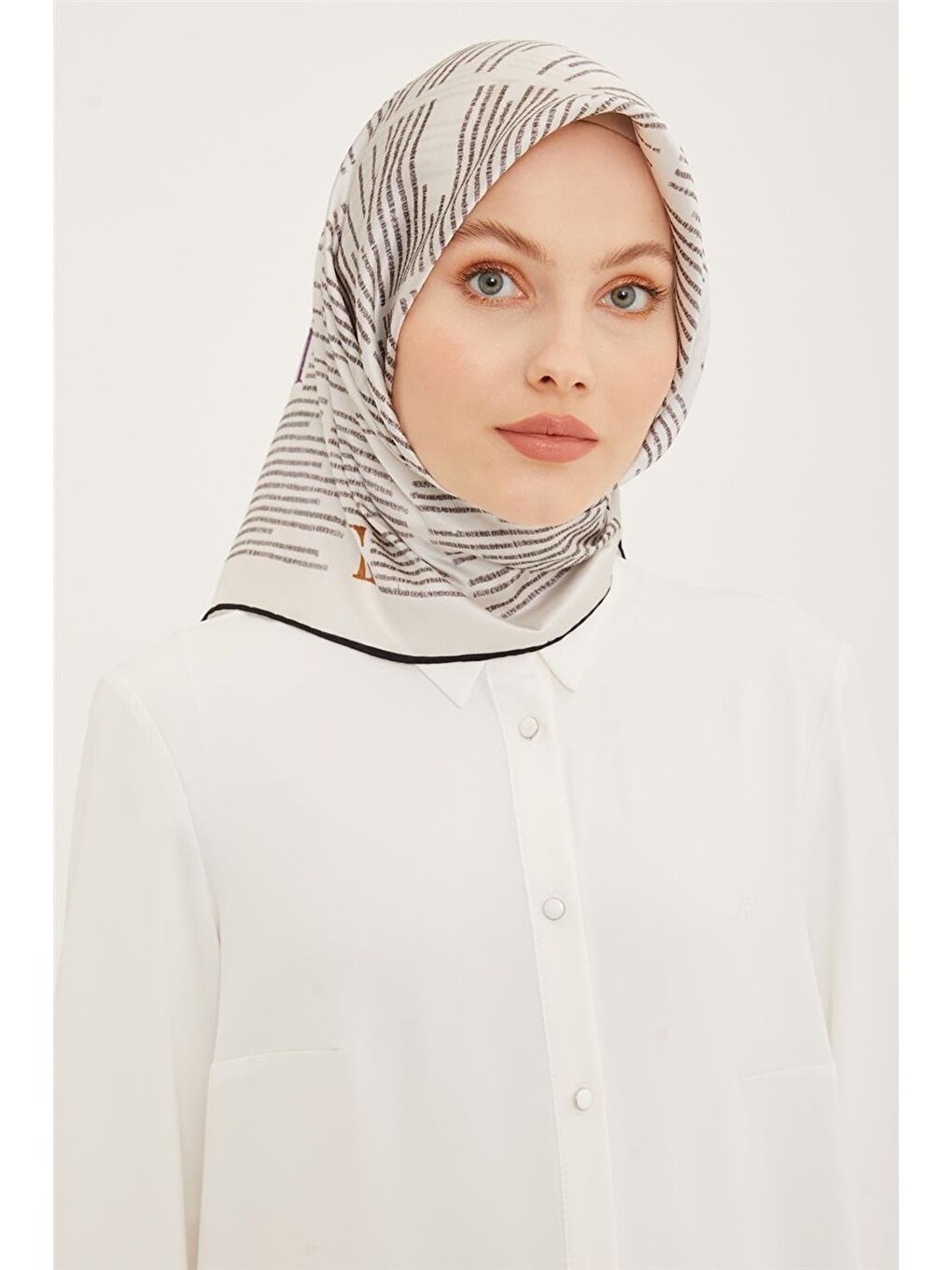 Siyah Twill İpek Eşarp 23Ya8942 6 09