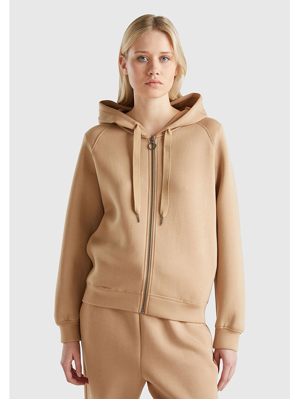 Kadın Bej Viskoz Karışımlı Büzgü İpli Kapüşonlu Fermuarlı Sweatshirt