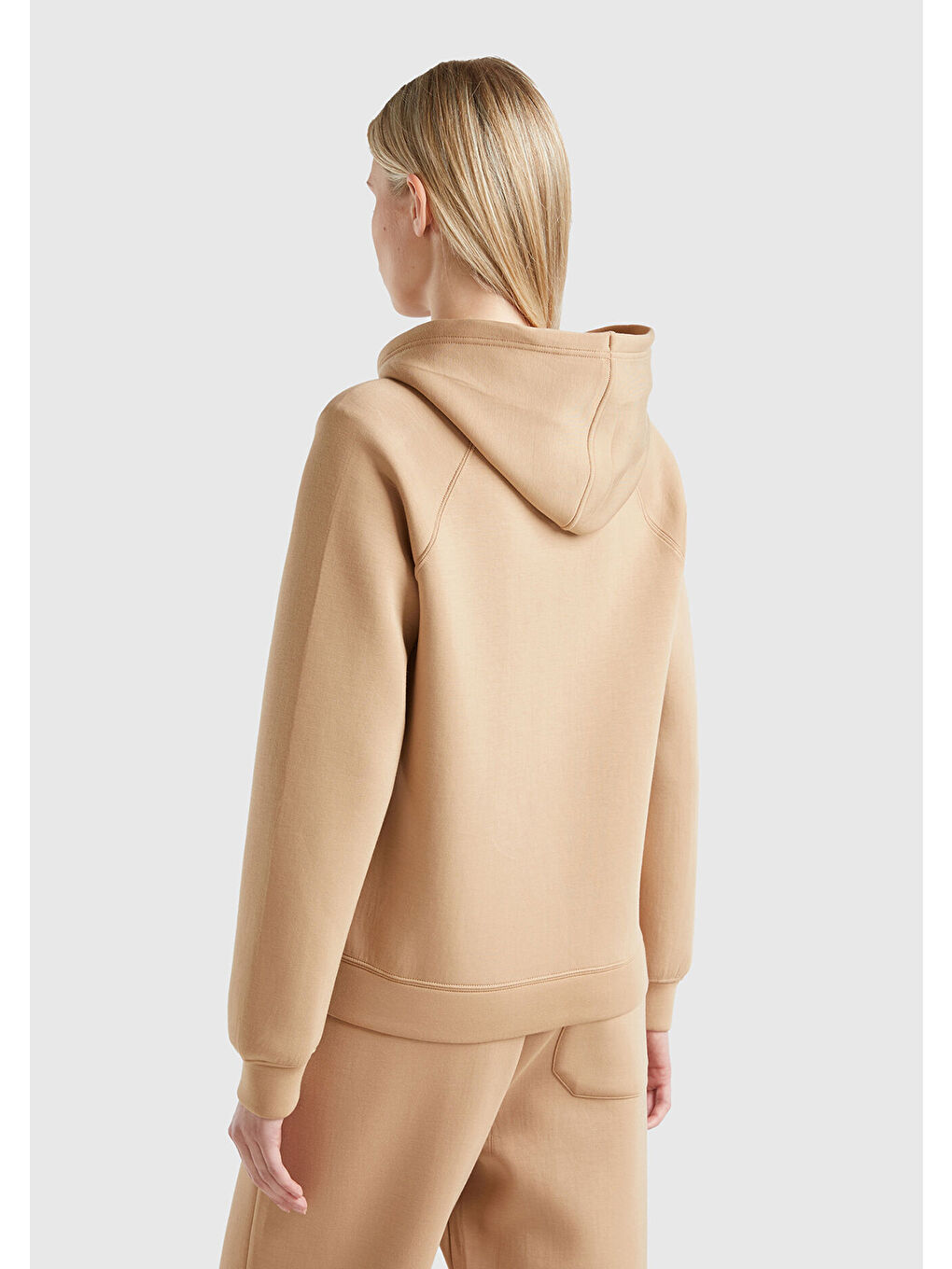 Kadın Bej Viskoz Karışımlı Büzgü İpli Kapüşonlu Fermuarlı Sweatshirt-2