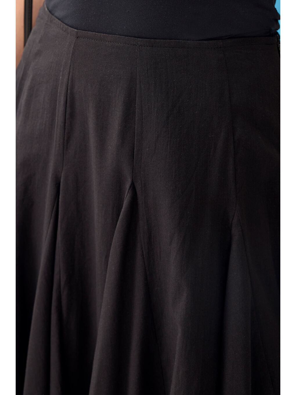 Bele Oturan Volanlı Etek Siyah-2