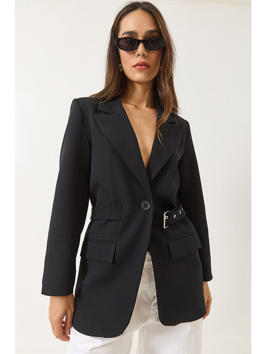 Siyah Kadın Kemer Detaylı Astarlı Blazer Ceket