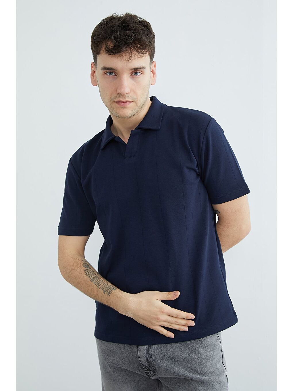 Lacivert Şeritli Apaş Yaka Regular  Tişört-4