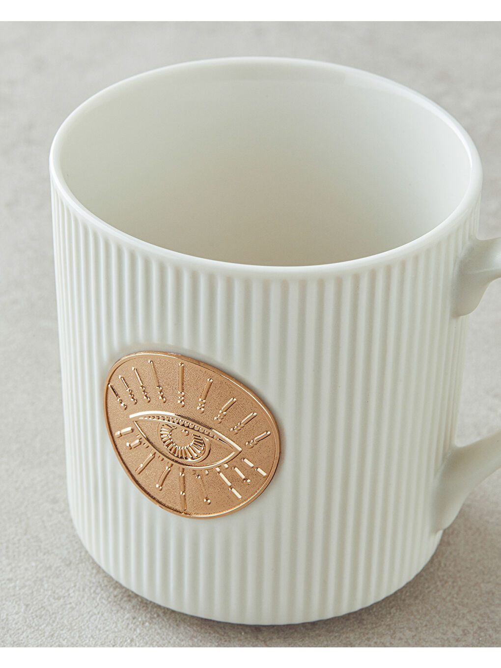 Goldie Eye New Bone China Yılbaşı Kupa 370 ml Beyaz-Gold-2