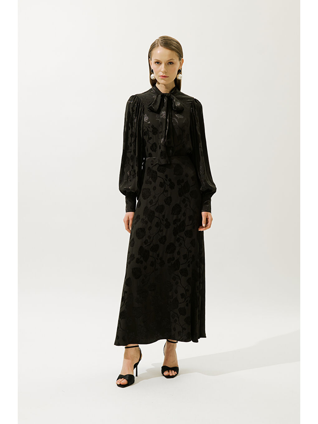 Jakarlı Saten Gömlek Kahverengi-3