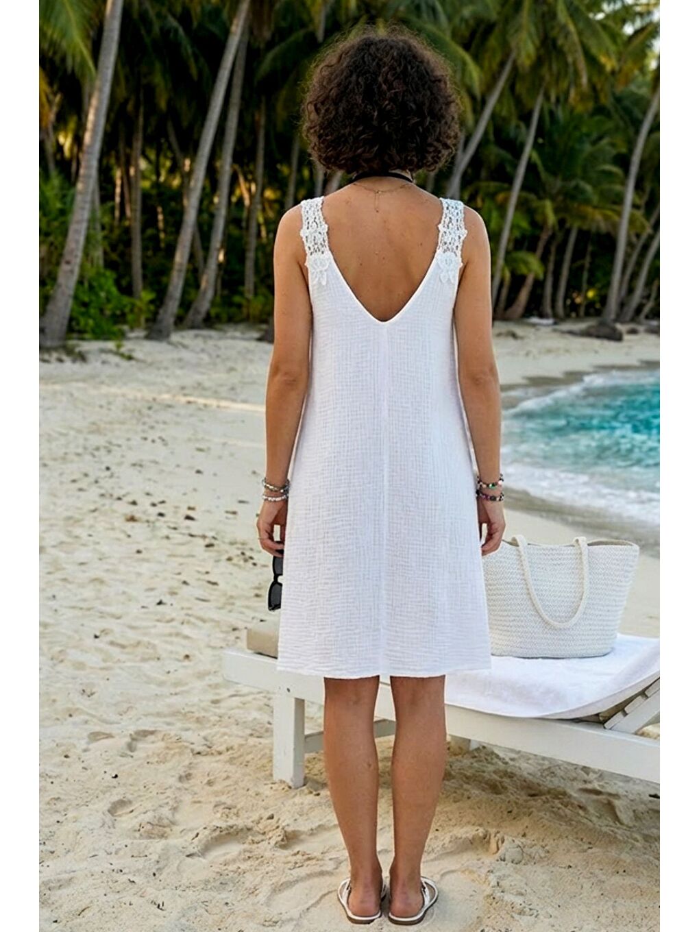 Beyaz Havuz Yaka Kolsuz Dantelli Omuz Casual Müslin Dokuma Elbise 95 63-5