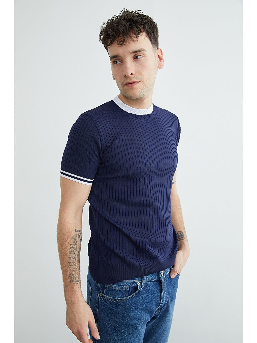 Lacivert Fitilli Biyeli Bisiklet Yaka Triko Tişört-3