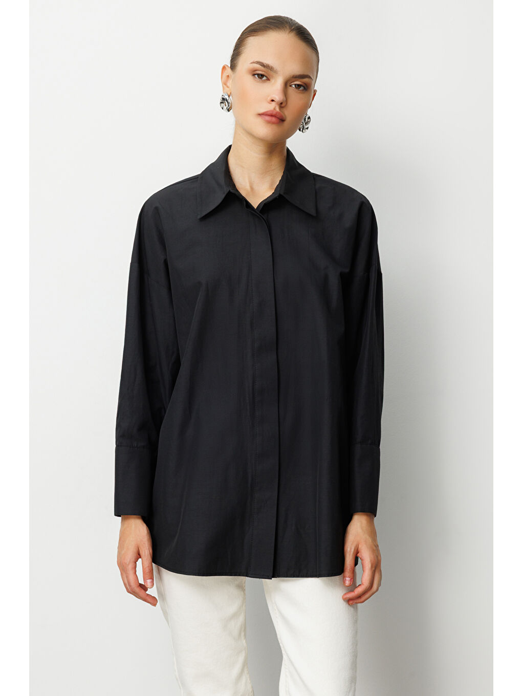 Geniş Patlı Pamuklu Siyah Tunik-1