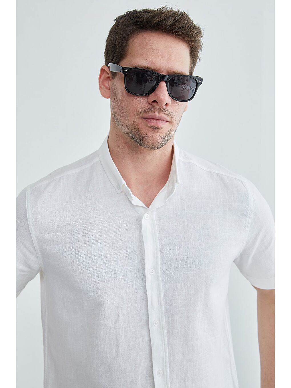 Beyaz Keten Görünümlü Kısa Kol Gömlek-1