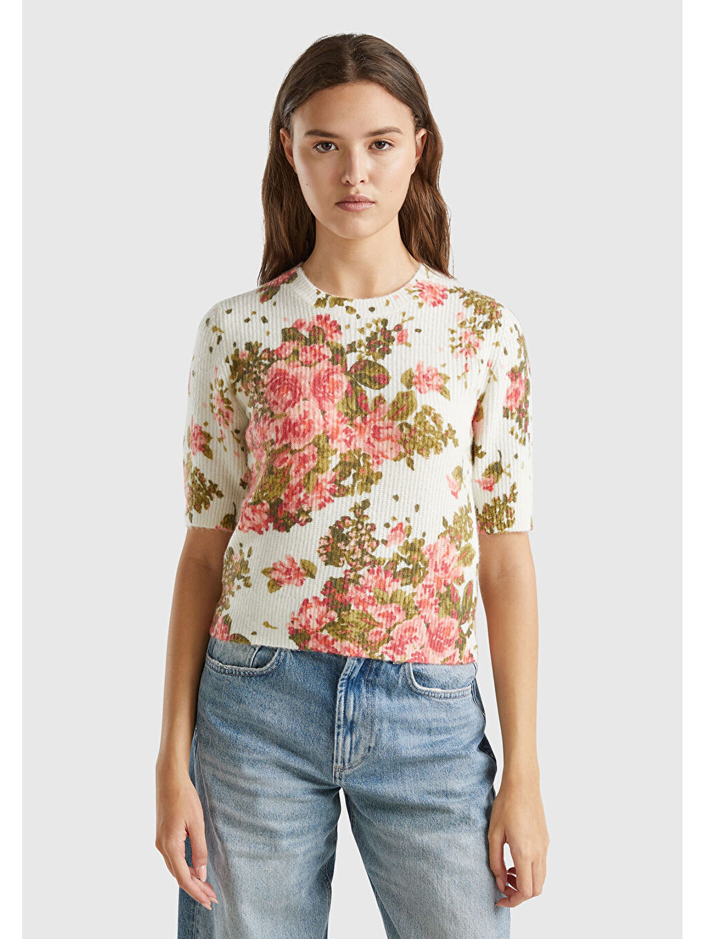 Kadın Beyaz Yün Karışımlı Tamamı Çiçek Desenli Bisiklet Yaka Kısa Kazak-1