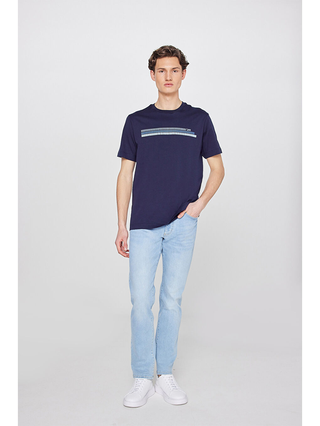 Lacivert %100 Pamuk Regular Fit Normal Kesim Bisiklet Yaka Logo Detaylı Tişört-2