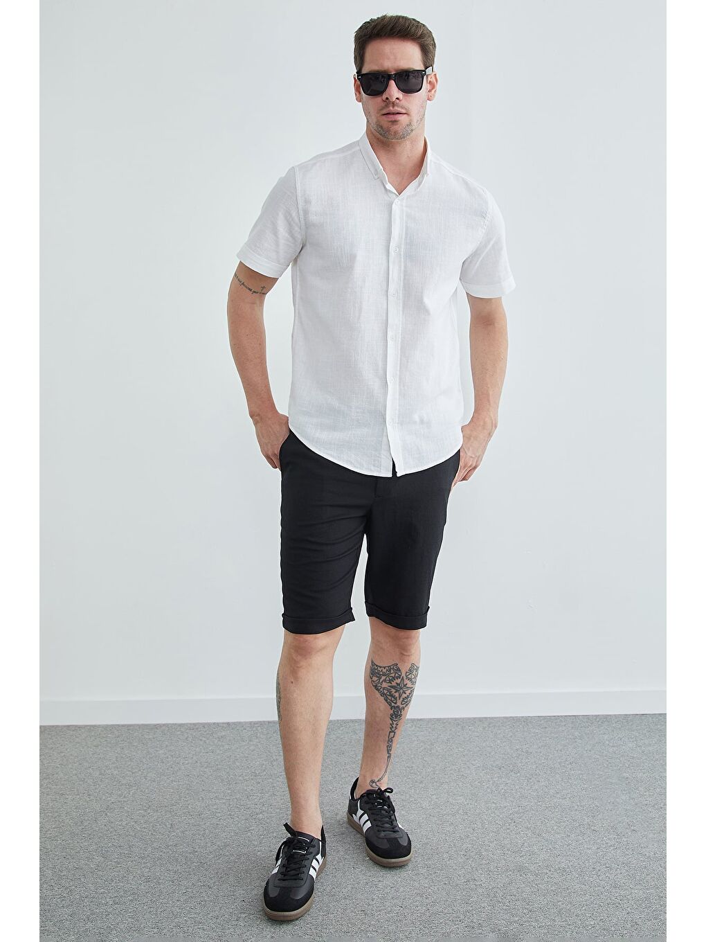 Beyaz Keten Görünümlü Kısa Kol Gömlek-4