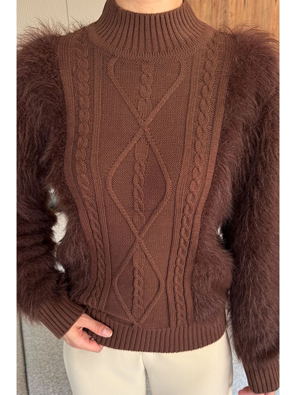 Kahverengi Kadın Balıkçı Yaka Sakallı Triko Kazak (s-m-l Uyumludur)-1