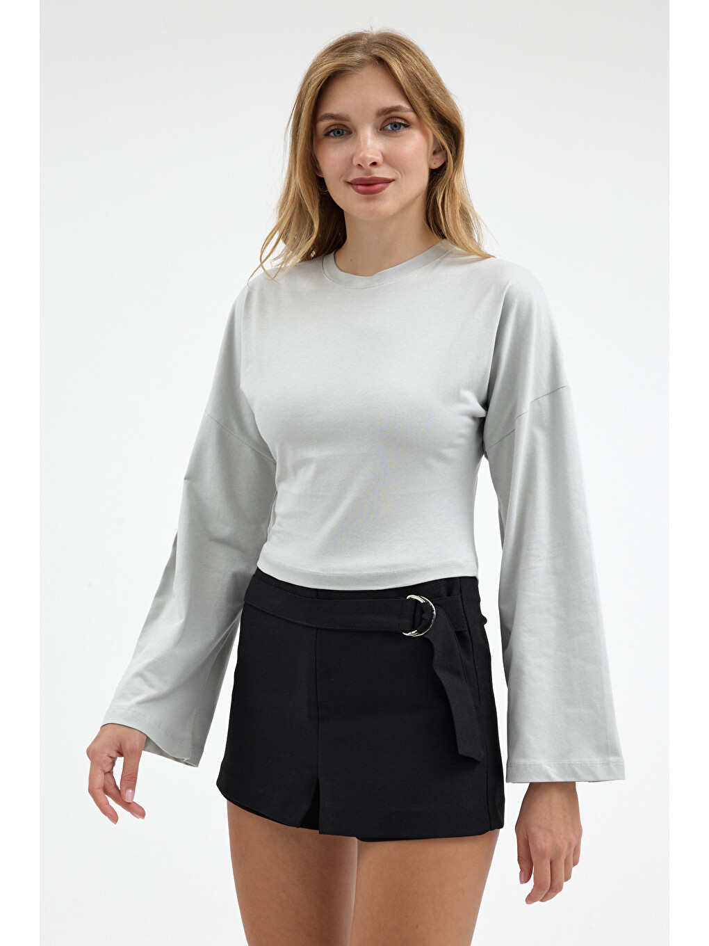 Kadın Basic Geniş Kol Gri Crop Bluz-4