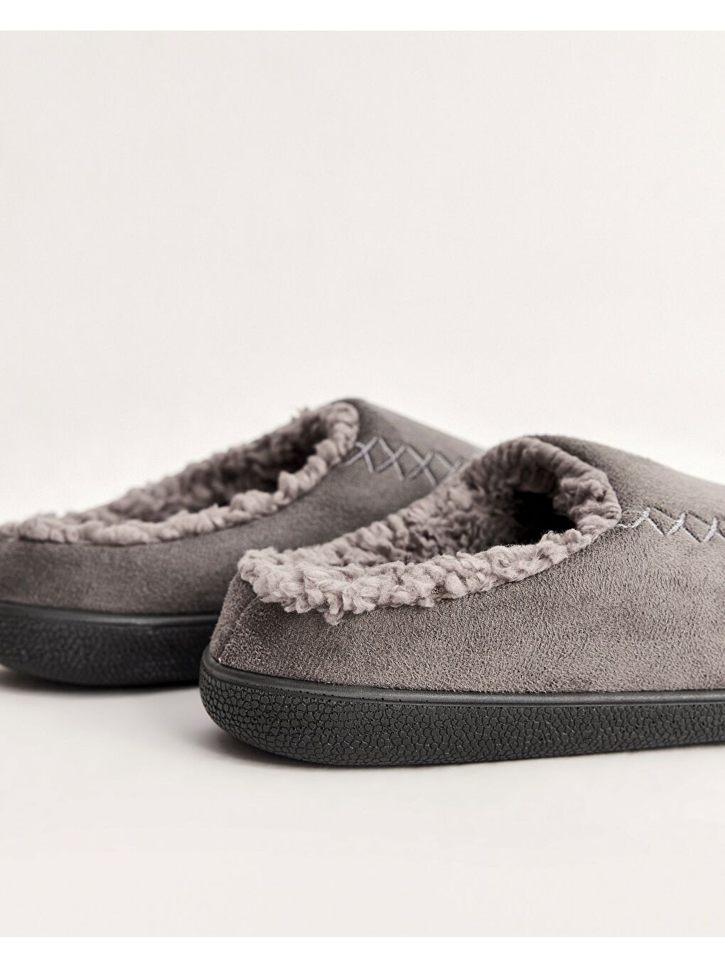 Gri Erkek Kışlık Nakış Detaylı Süet Ev İçi Ayakkabı - Michael-2