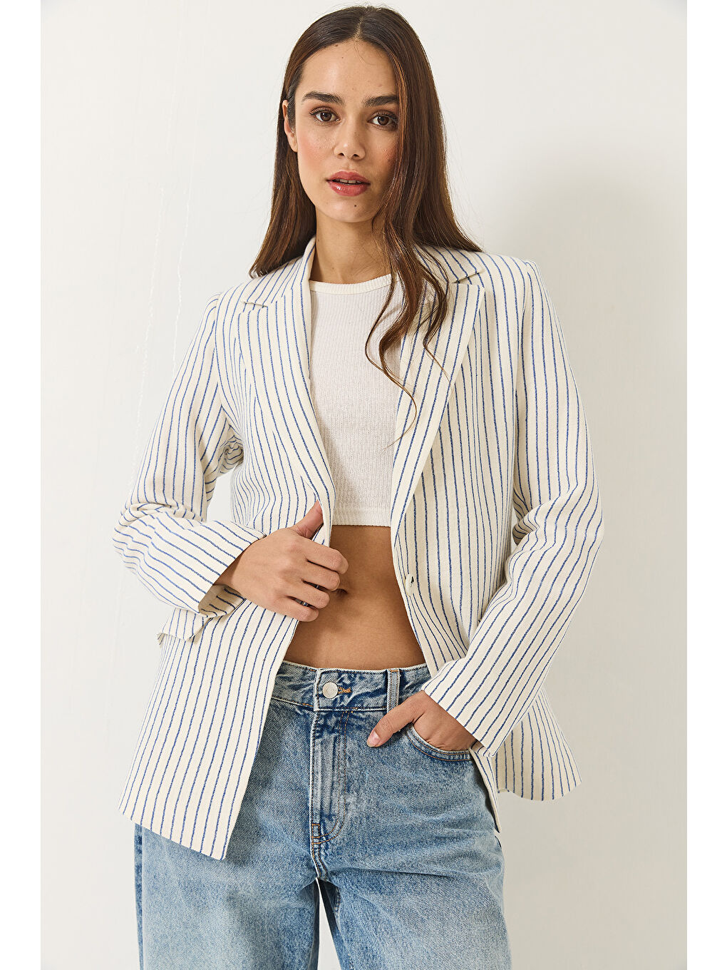 Ekru Kadın Çizgili Uzun Kollu Keten Karışımlı Astarlı Blazer Ceket-3