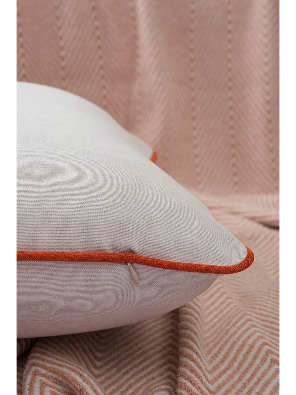 Renk Seçenekli Turuncu Biyeli Açık Gri Kırlent Kılıfı Dekoratif Düz Sade Punch Panoroma Panbiy-2