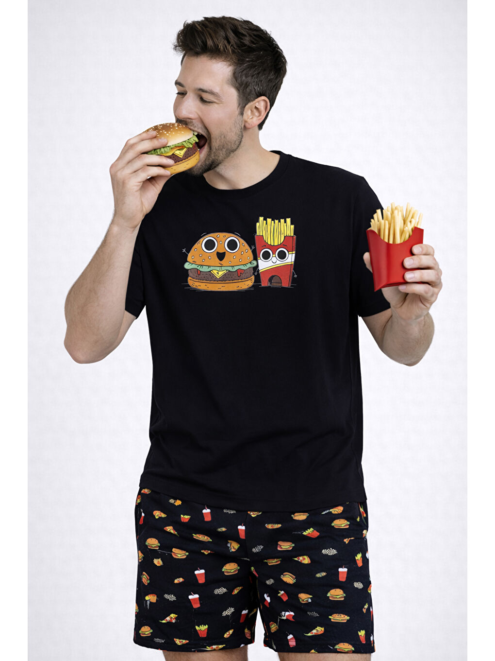 Siyah Erkek Pamuklu Baskılı Cepli Şortlu Pijama Takımı