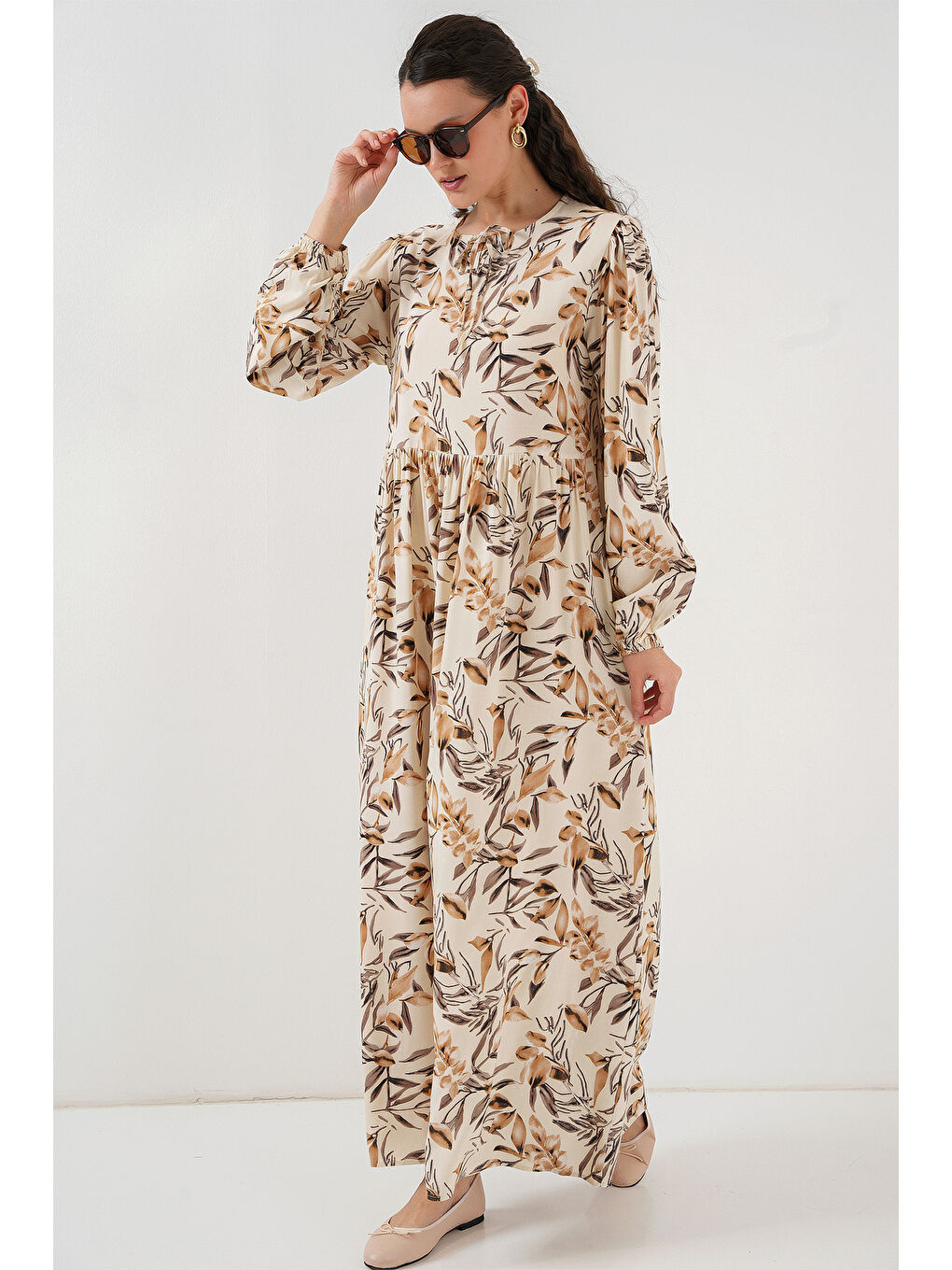 1947 Desenli Uzun Elbise - Bej-1