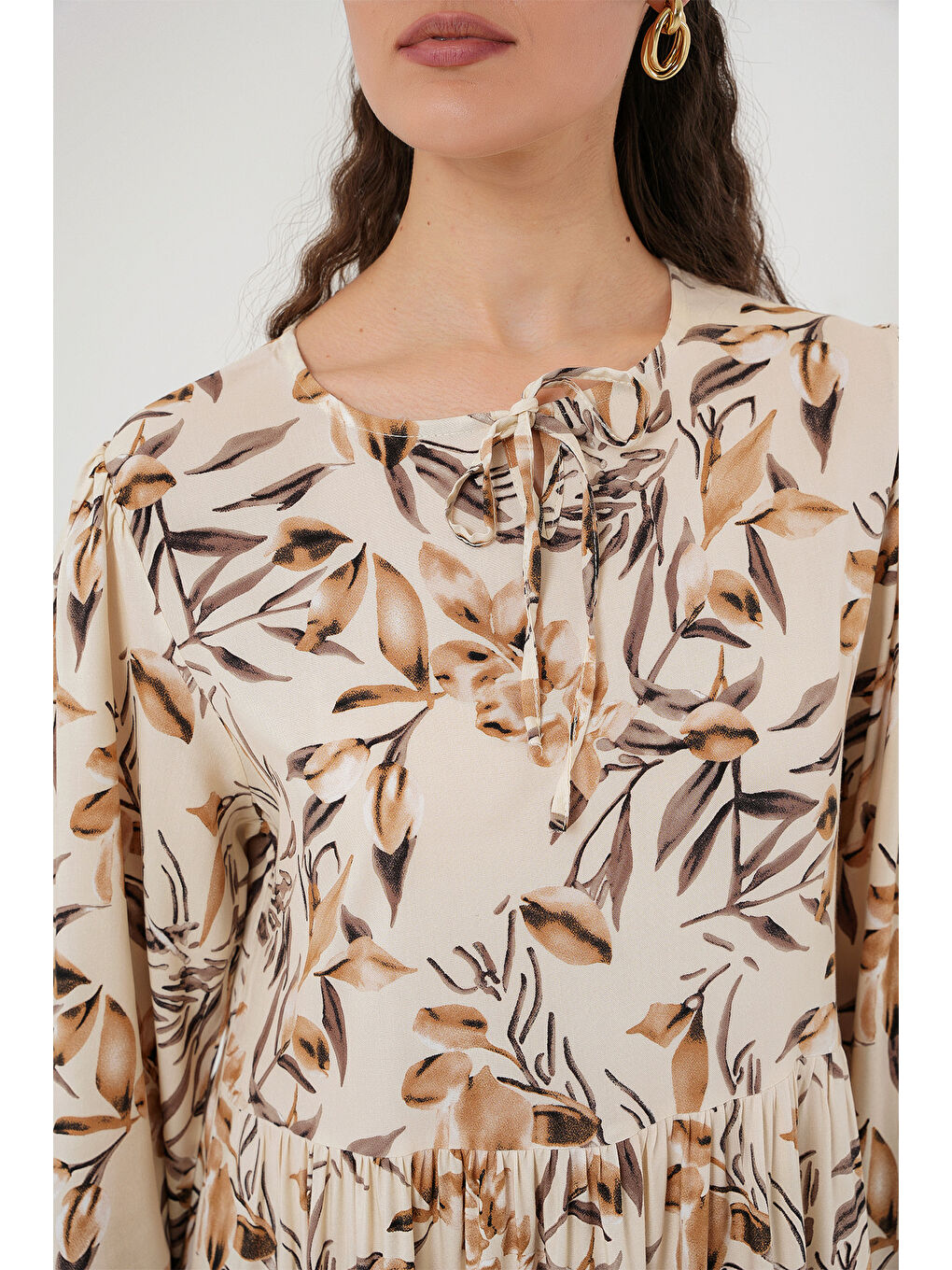 1947 Desenli Uzun Elbise - Bej-4