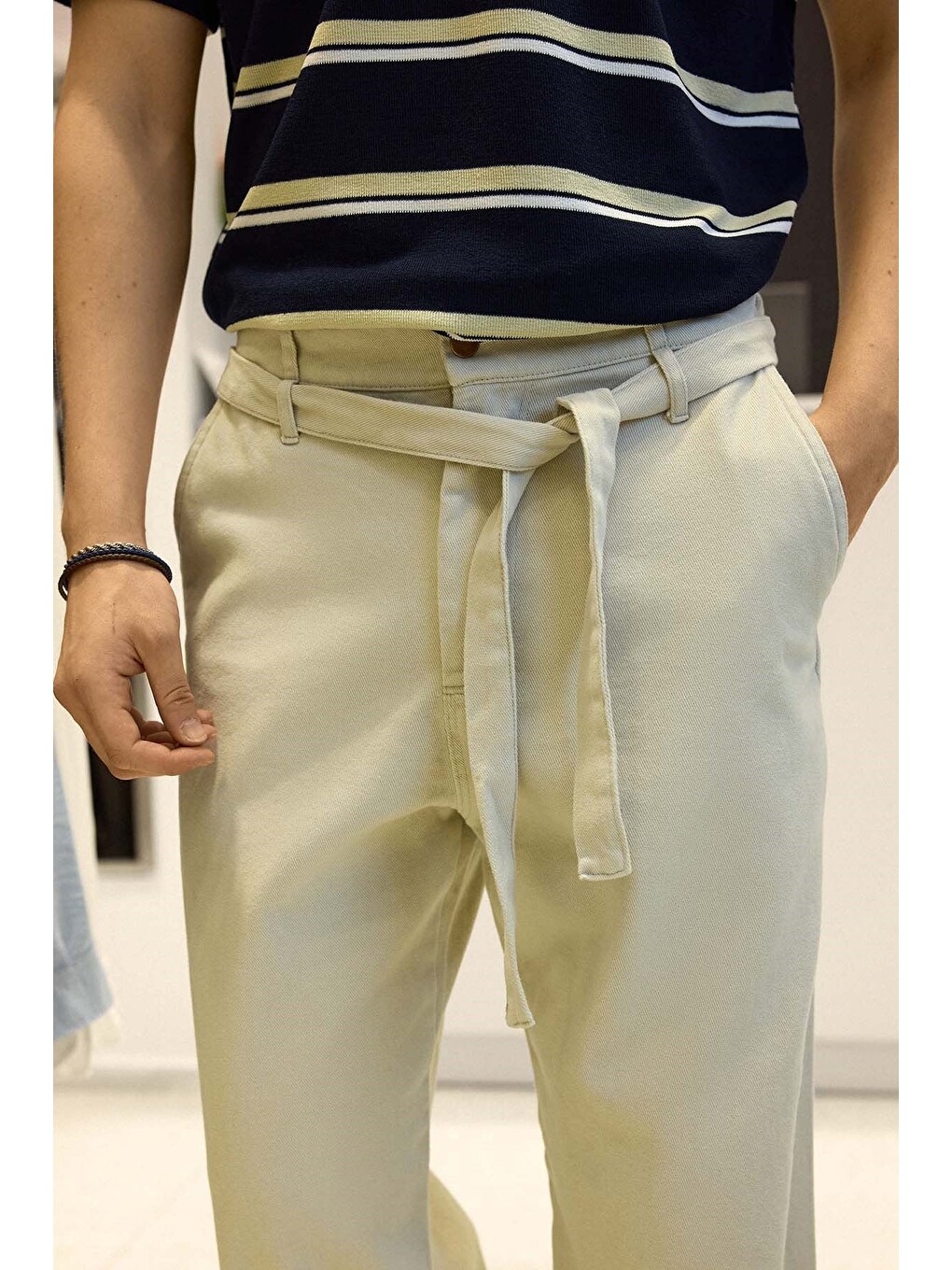 Bej Erkek Baggy Fit Yüksek Bel Kemerli Gabardin Pantolon Taş Rengi-3