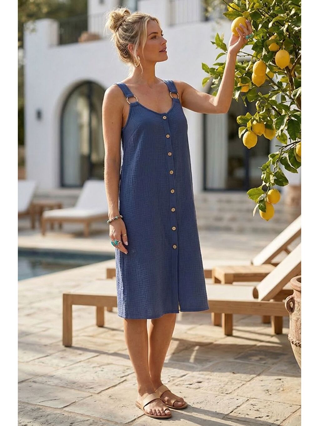 İndigo Askılı Düğmeli Cepsiz Metal Halkalı Casual Müslin Dokuma Elbise 102 55-3