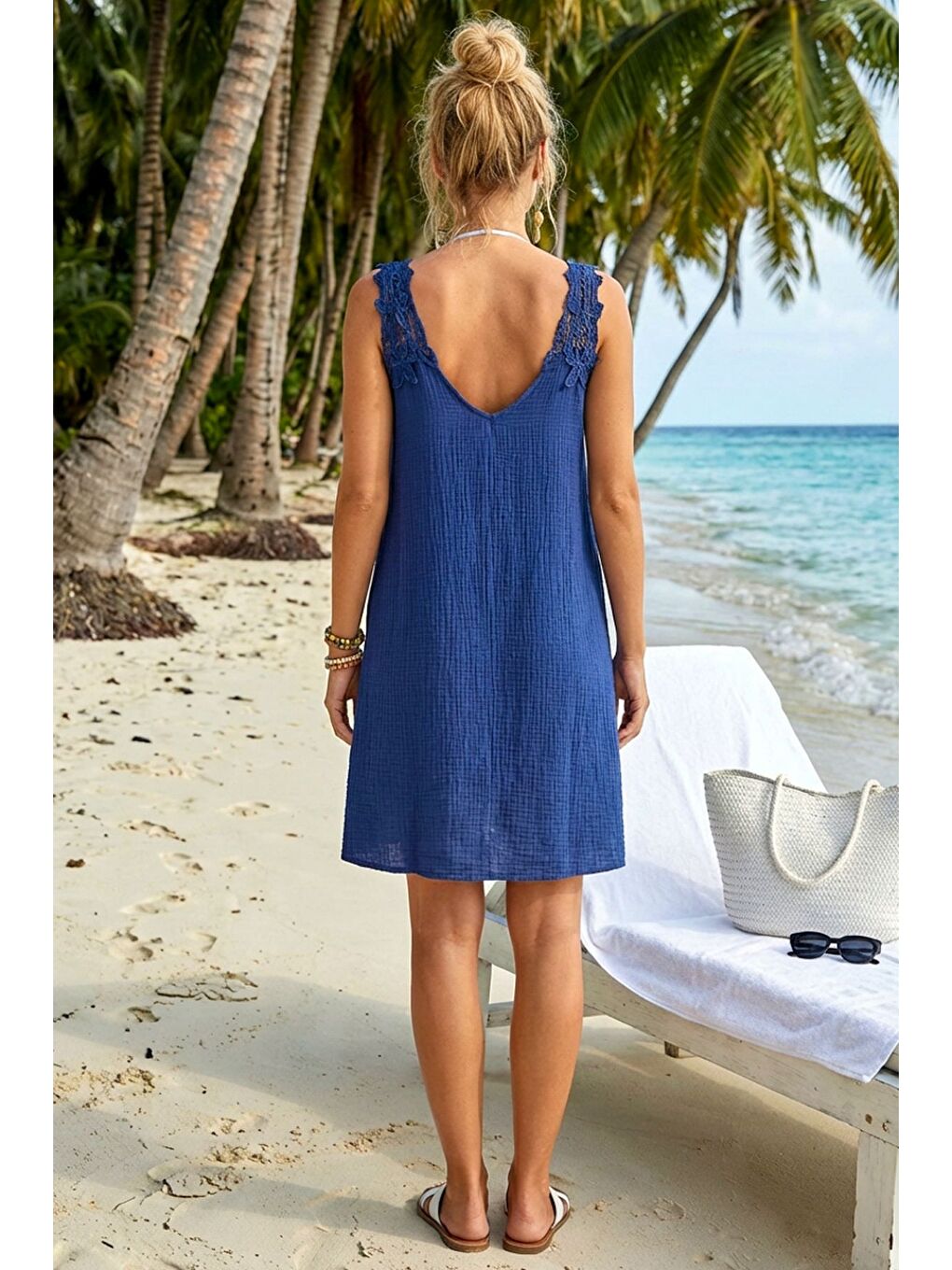 Saks Mavisi Havuz Yaka Kolsuz Dantelli Omuz Casual Müslin Dokuma Elbise 95 63-4