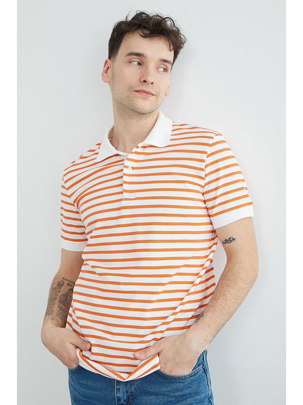 Turuncu Çizgili Polo Yaka Yarım Düğmeli Tişört-4