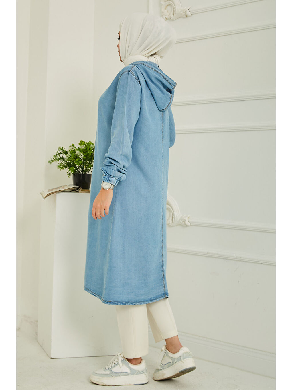 Kapüşonlu Düğmeli Denim Kap Acik Mavi   26644-5