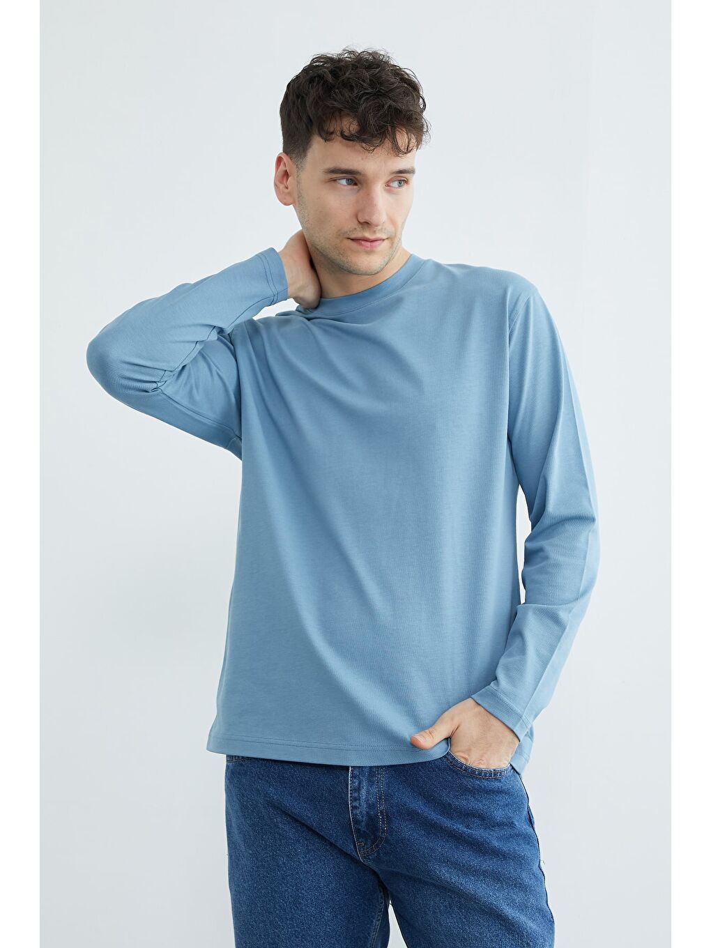 Mavi Basic Bisiklet Yaka Sweatshirt-1