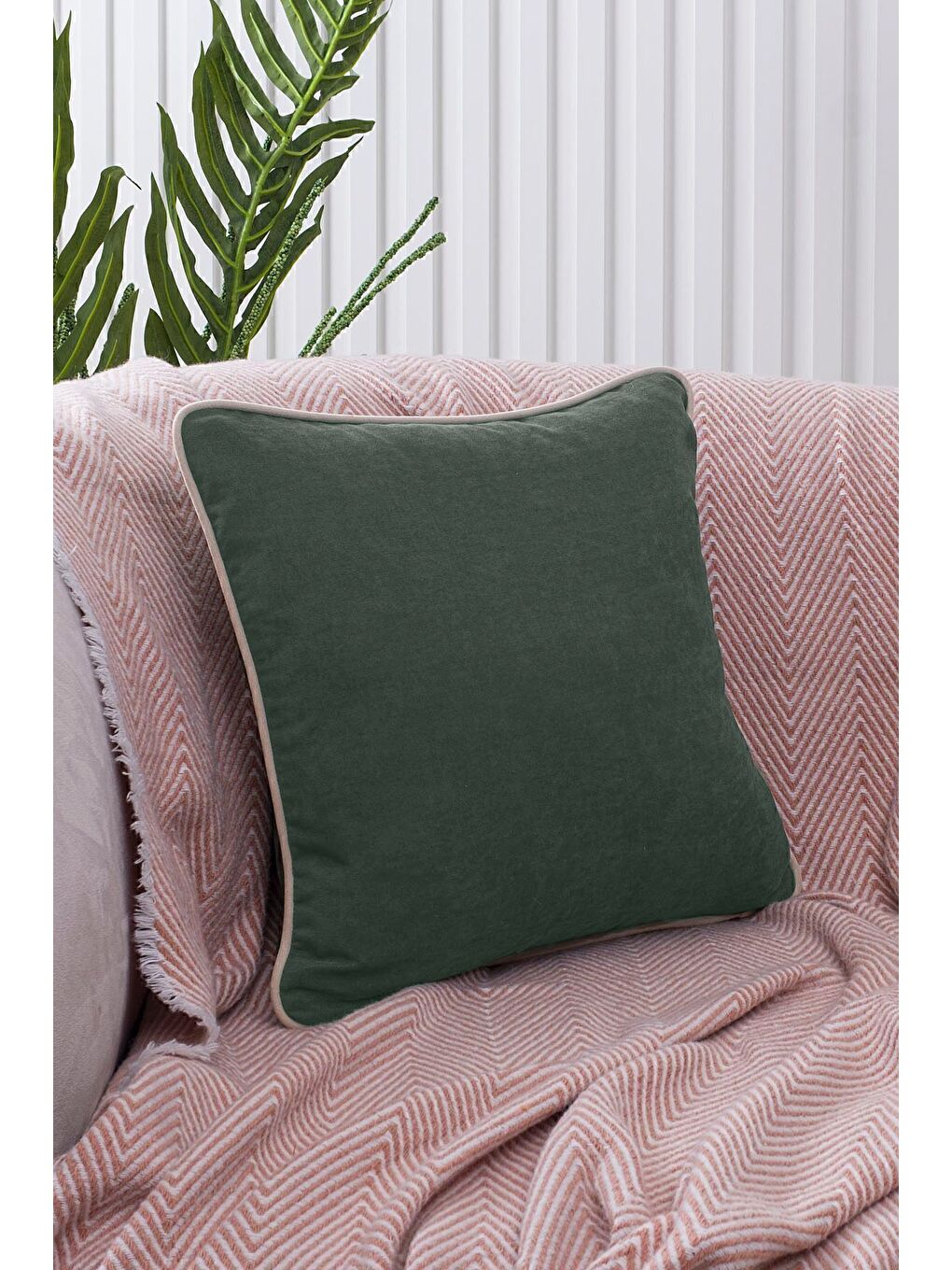 Mor Renk Seçenekli Krem Biyeli Yeşil Kırlent Kılıfı Dekoratif Düz Sade Punch Panoroma Panbiy