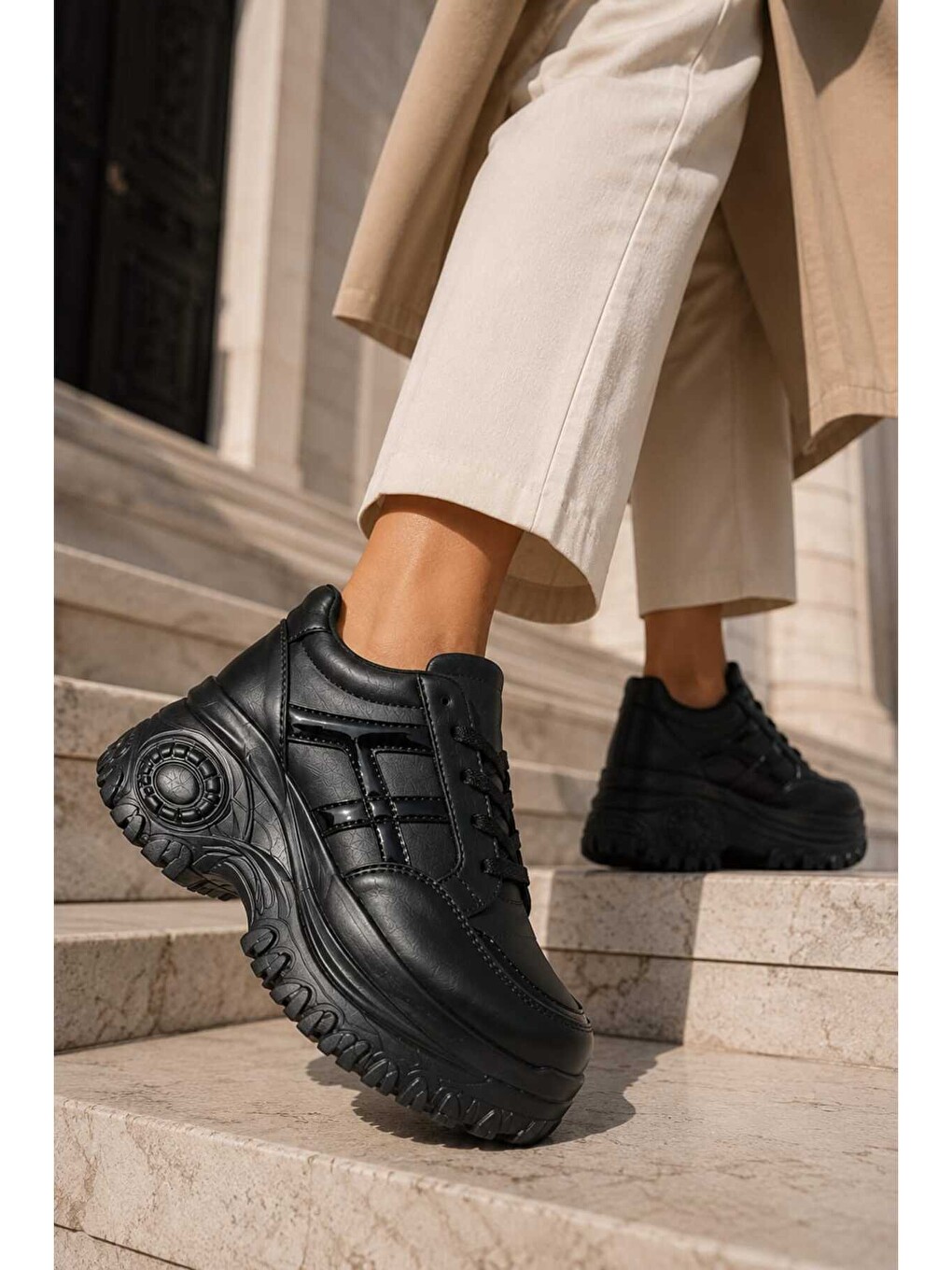 Siyah Kadın Günlük Kullanım, 6 Cm Yükseltilmiş Tabanlı, Bağcıklı, Spor Sneakers-3