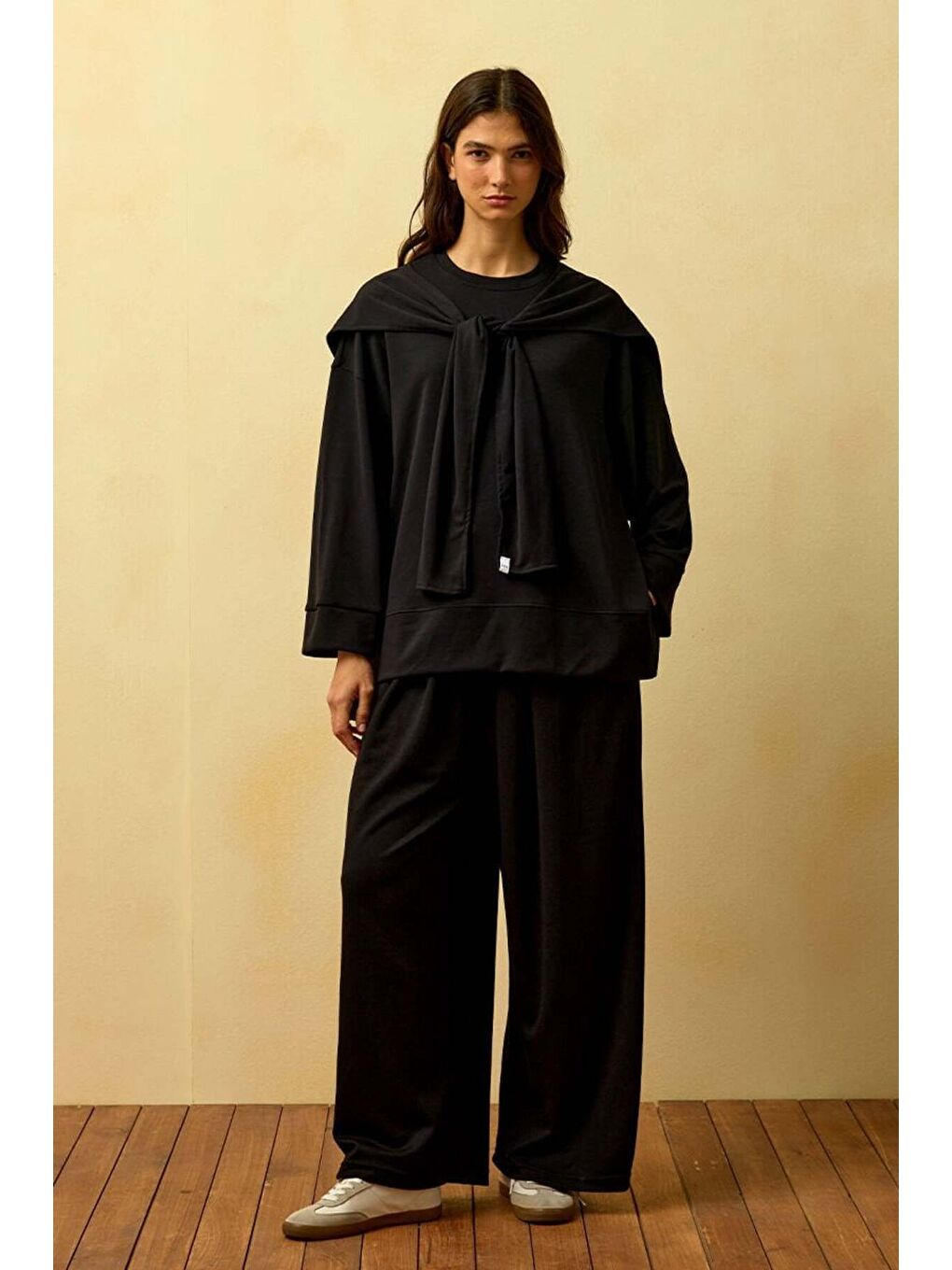 Siyah Bağlamalı Pantolon Takım-1