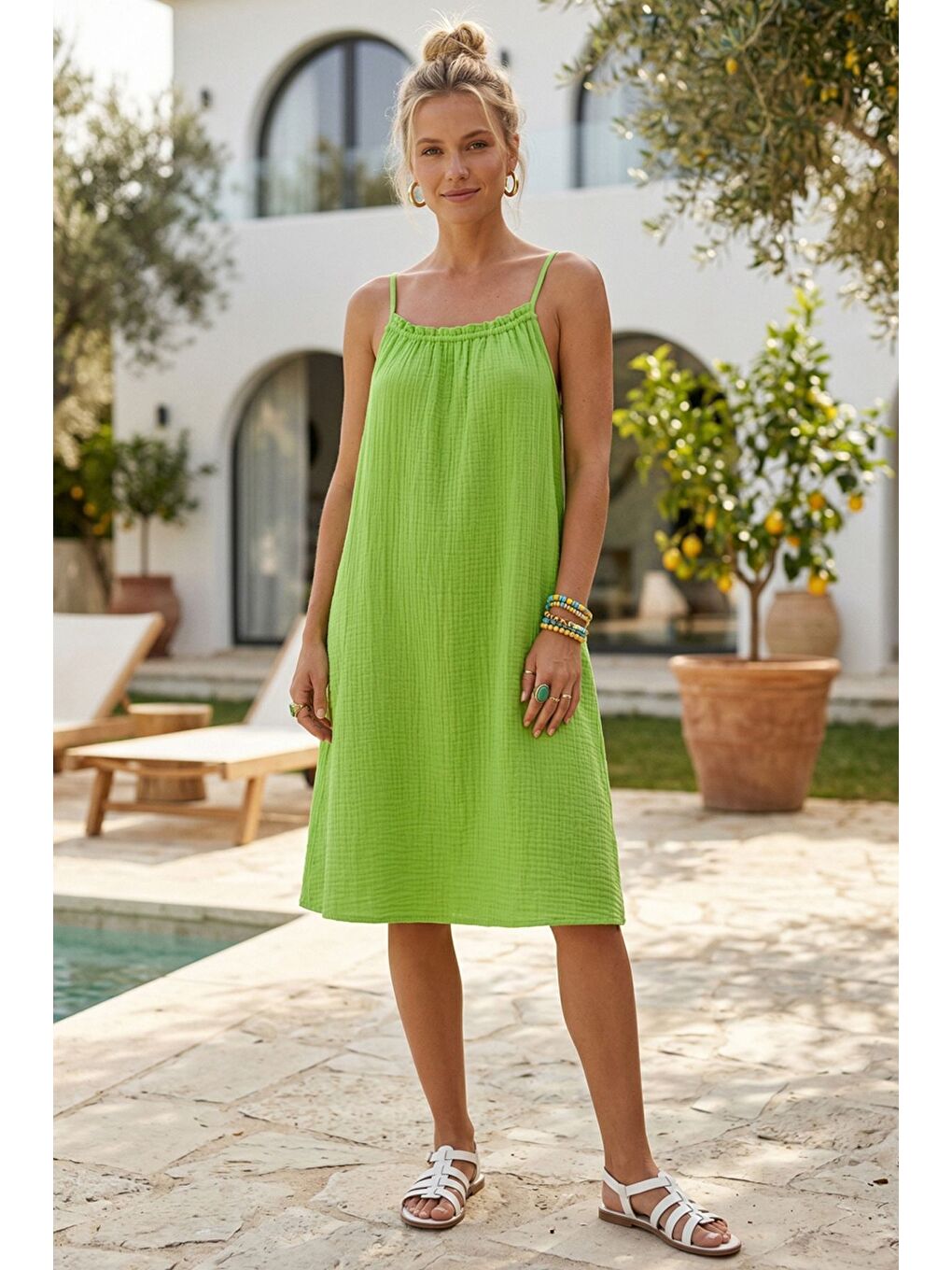 Fıstık Yeşili Askılı Gizli Cepli Ayarlanabilir Askılı Casual Müslin Dokuma Elbise 105 55-1