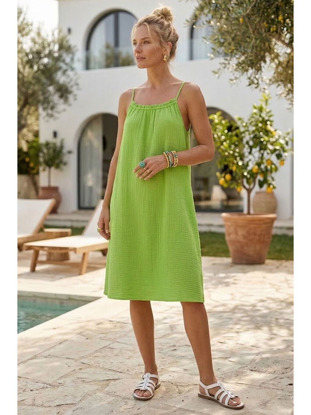 Fıstık Yeşili Askılı Gizli Cepli Ayarlanabilir Askılı Casual Müslin Dokuma Elbise 105 55-3