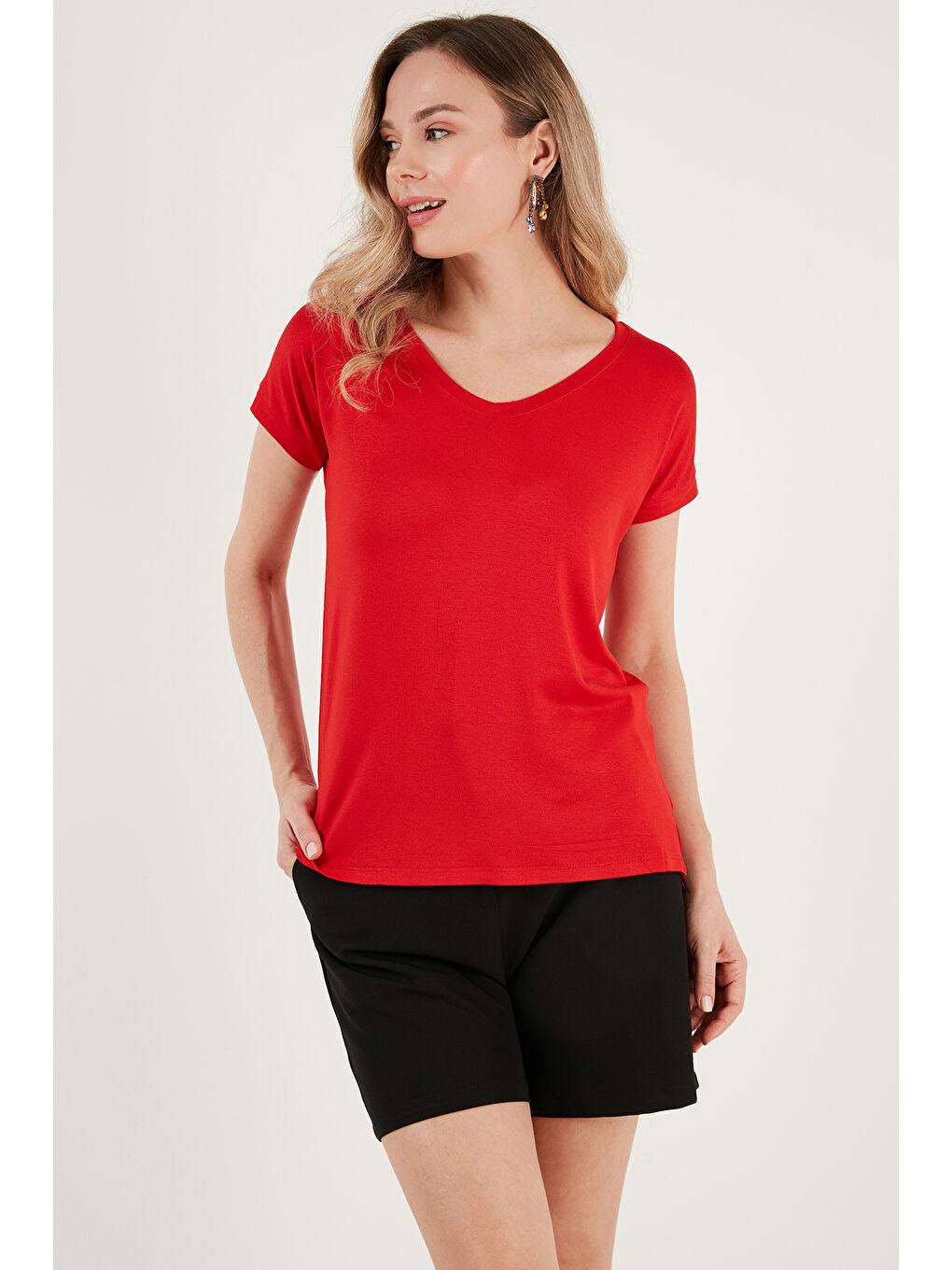 Siyah V Yaka Relaxed Fit Yırtmaç Detaylı 2'li Paket Bluz 5862000S2-2