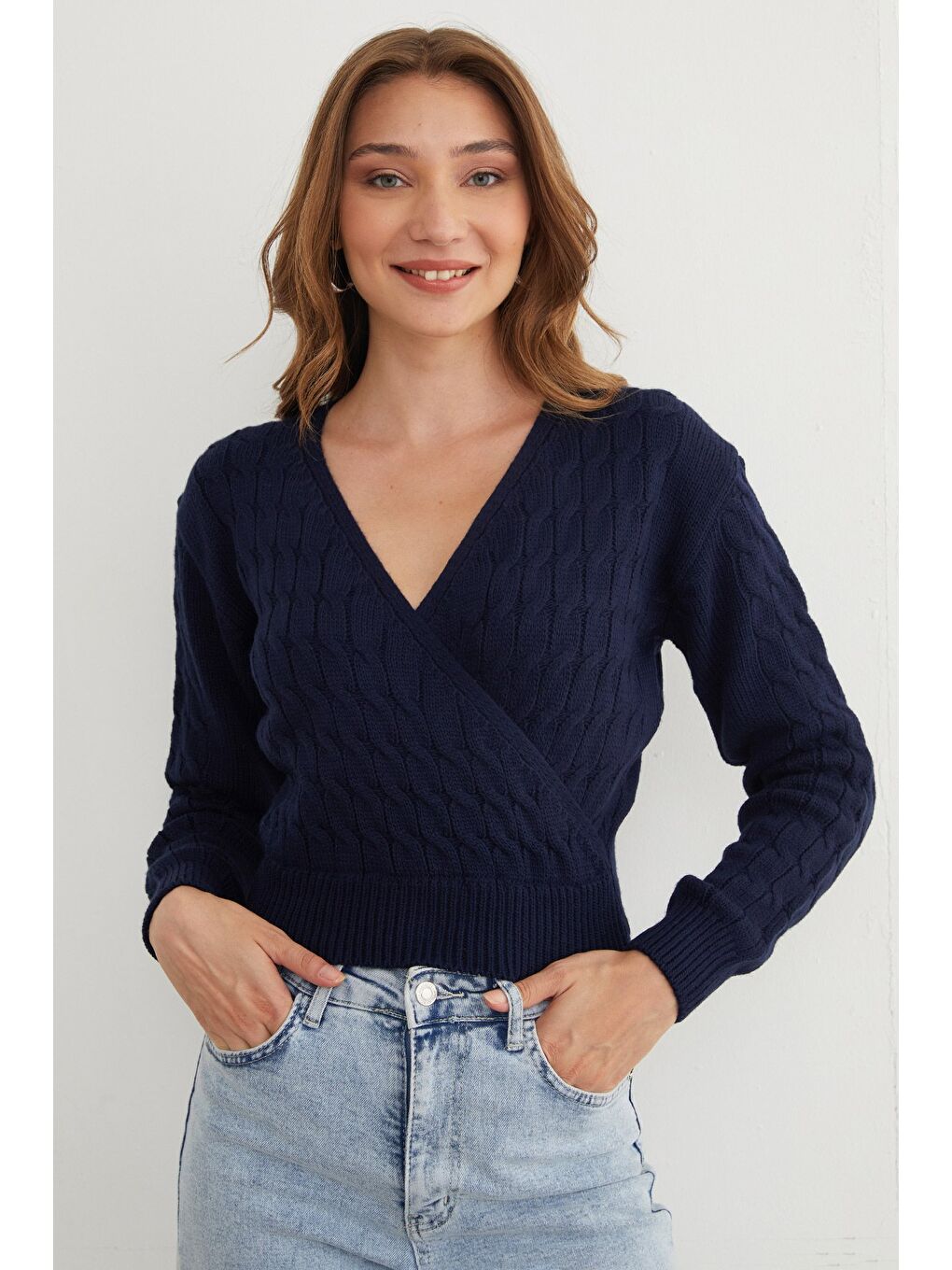 Lacivert Saç Örgüsü Desenli Kruvaze Yaka Triko Kazak-1