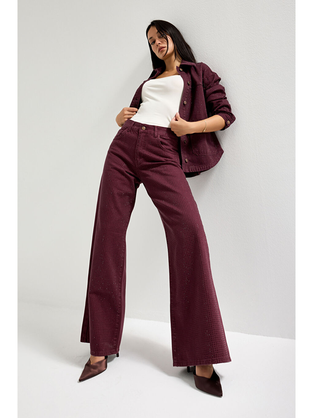 Kadın Bordo Renk T-6w5-122 Palazzo Fit Parlak Taşlı Özel Tasarım Denim Jean-1