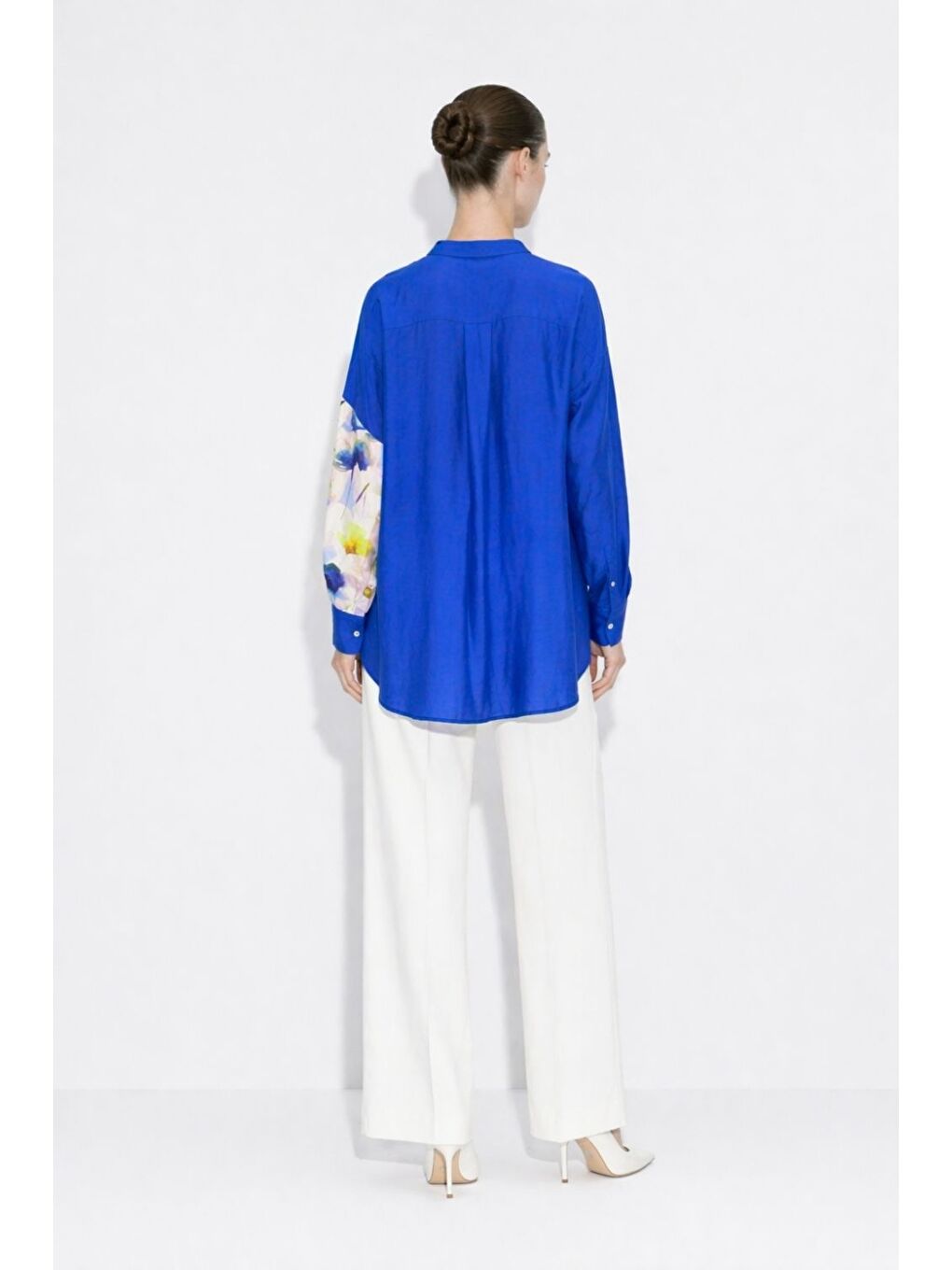 Çiçek Desen Detaylı Hakim Yaka Mavi Tunik-2