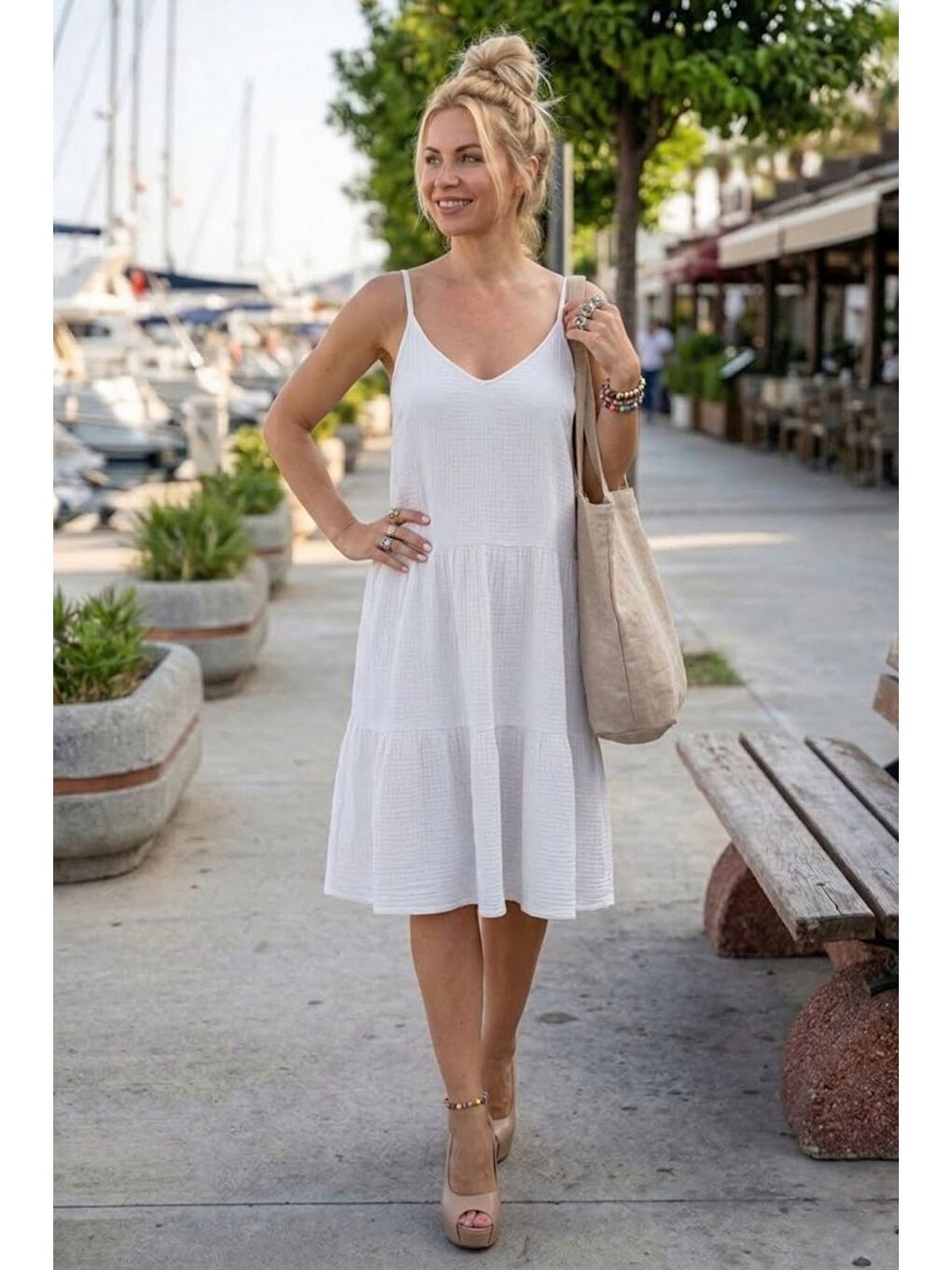 Beyaz Askılı Eteği Fırfırlı Ayarlanabilir Askılı Casual Müslin Dokuma Elbise 98 55-1