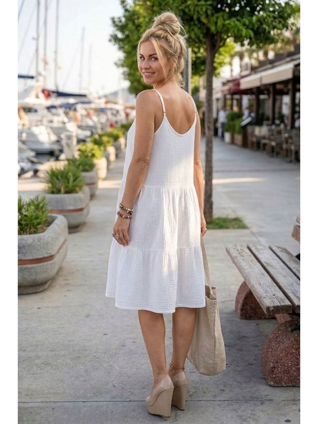 Beyaz Askılı Eteği Fırfırlı Ayarlanabilir Askılı Casual Müslin Dokuma Elbise 98 55-3