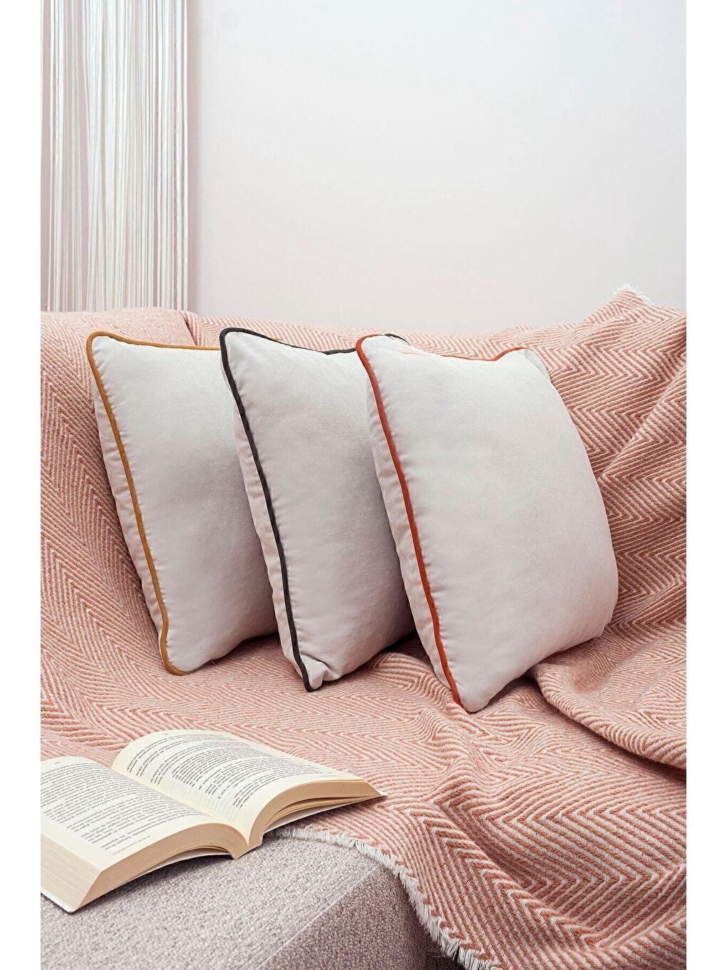 Renk Seçenekli Yeşil Biyeli Açık Gri Kırlent Kılıfı Dekoratif Düz Sade Punch Panoroma Panbiy-3