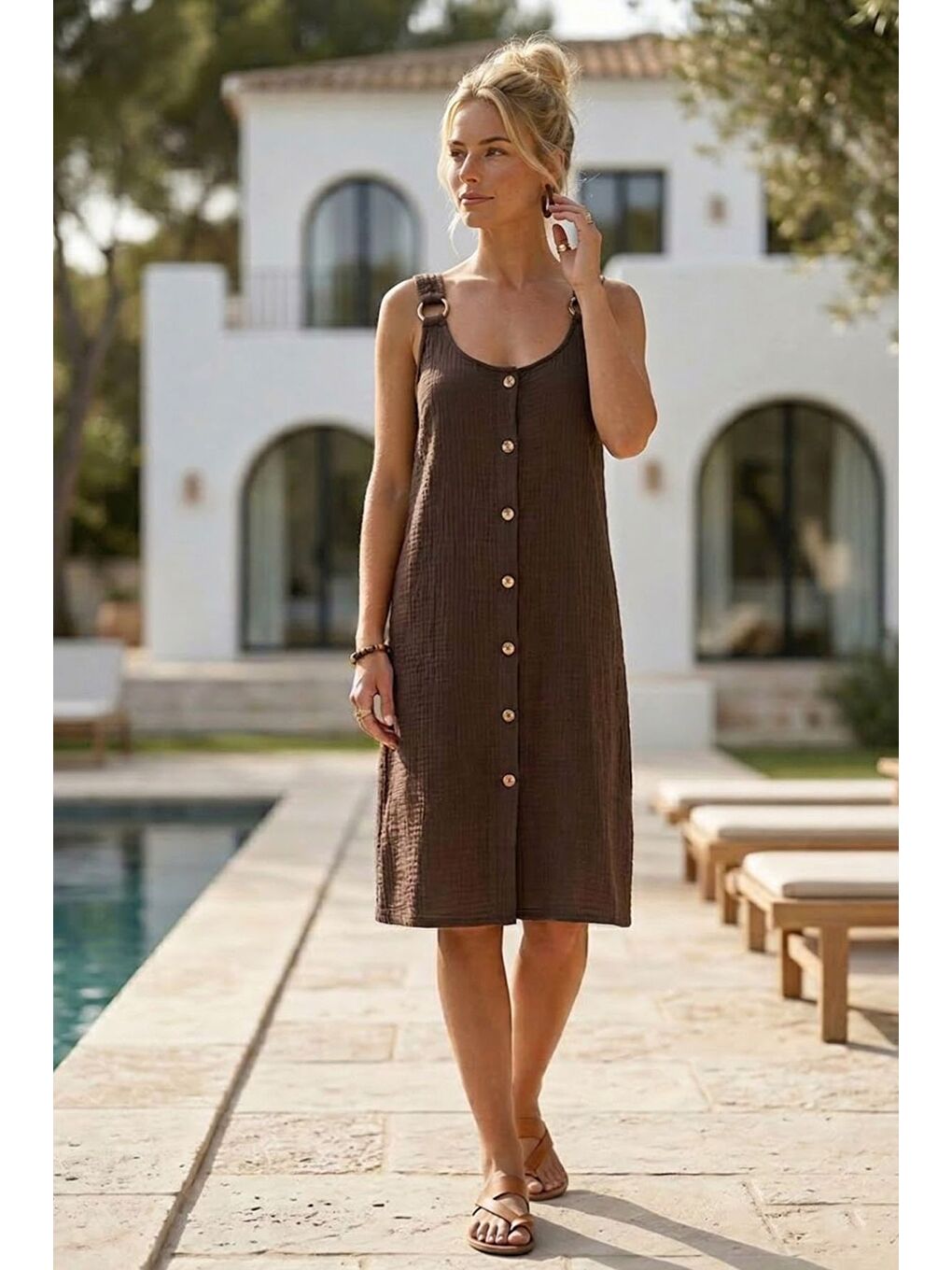 Kahverengi Askılı Düğmeli Cepsiz Metal Halkalı Casual Müslin Dokuma Elbise 102 55-3