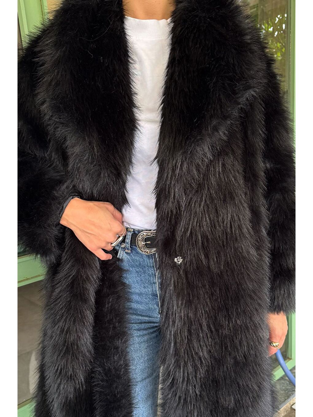 Siyah Kadın Astarlı Kürklü Uzun Mont-4